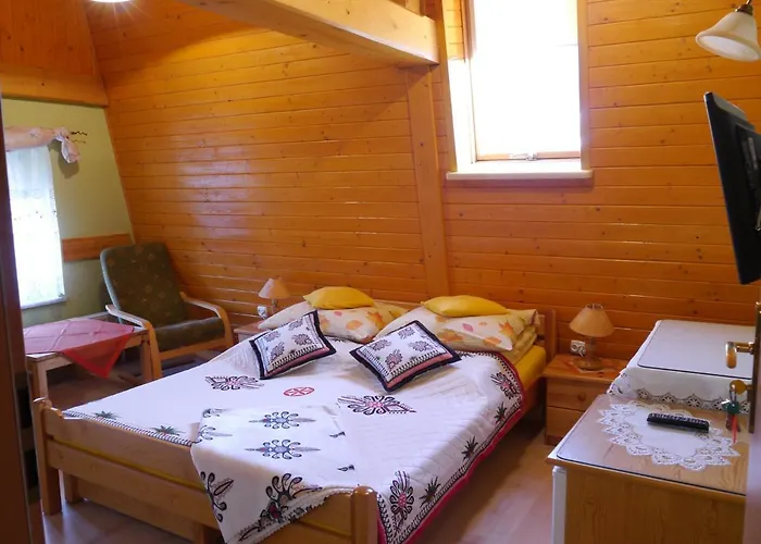 Rosa ホームステイ シュチルク