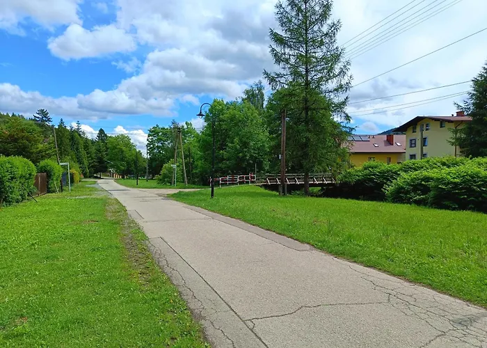 Rosa בית אירוח שצ'צ'ירק